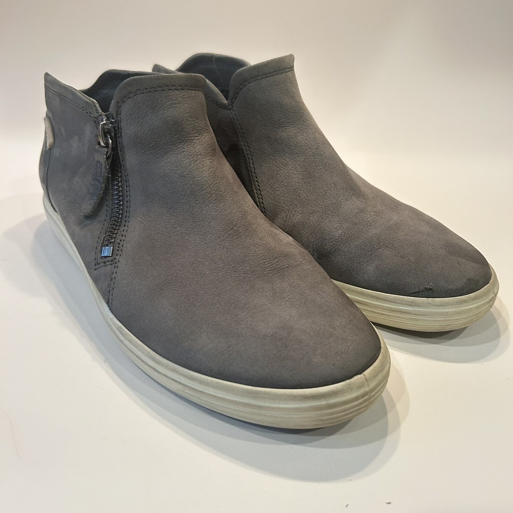 ECCO Soft 7 High Top Zip Sneaker Grey Leather Womens Size 8-8.5 Shoes Nubuck